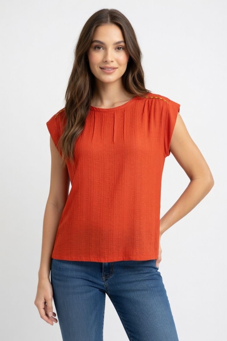 Blusa Detalles Hombro Coral