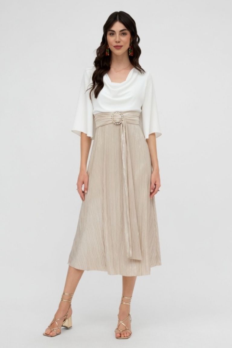 Vestido Midi Plisado Crema