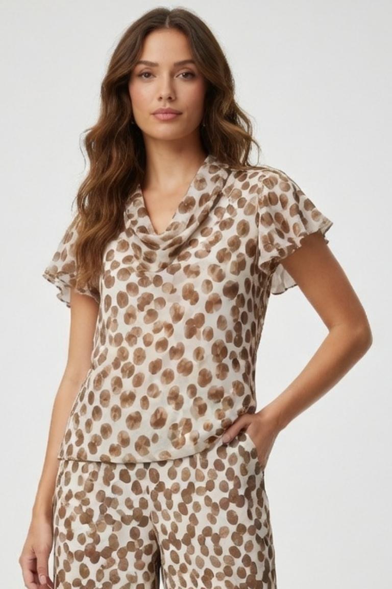 Blusa Gasa Estampada Detalle Escote